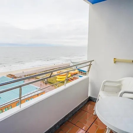 Haus-sylter-welle-092-wb Westerland